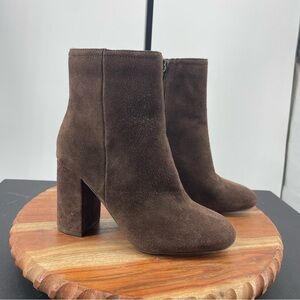 URBAN OUTFITTERS brown Suede Sloane seamed Boots sz 6